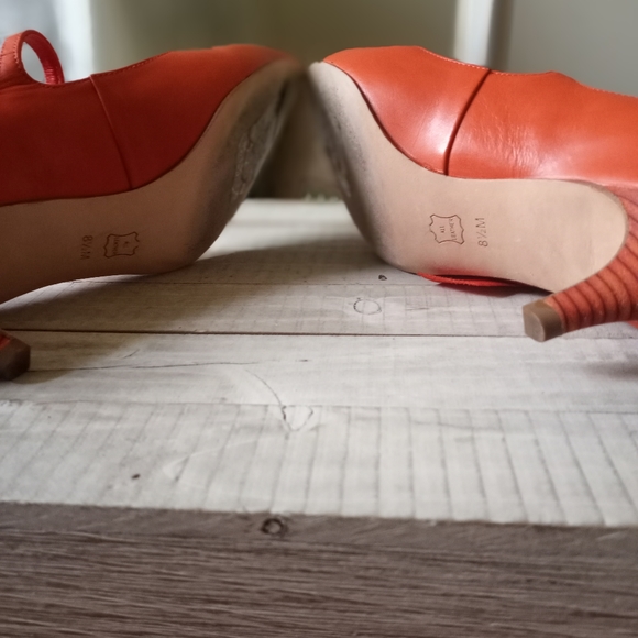 Tory Burch - Picture 4 of 4